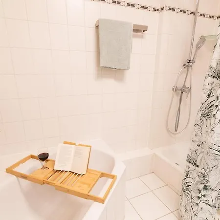 Bright, Cozy, Well Located At Alaunpark-neustadt *