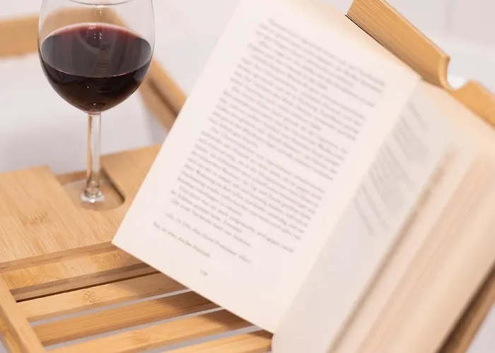 アパート Bright, Cozy, Well Located At Alaunpark-neustadt ドレスデン