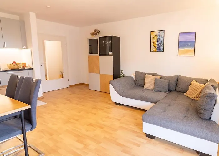 Bright, Cozy, Well Located At Alaunpark-neustadt Апартаменты *