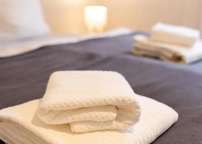 Апартаменты Bright, Cozy, Well Located At Alaunpark-neustadt