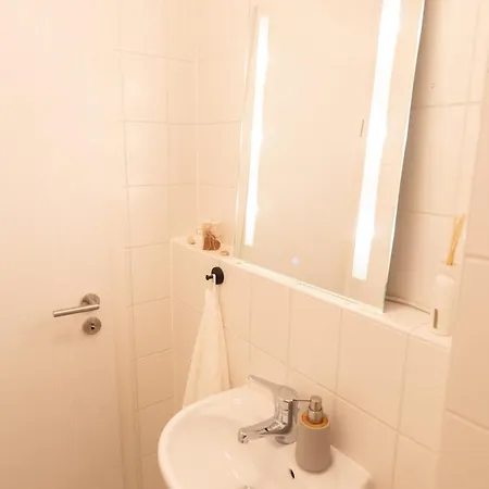 Bright, Cozy, Well Located At Alaunpark-neustadt